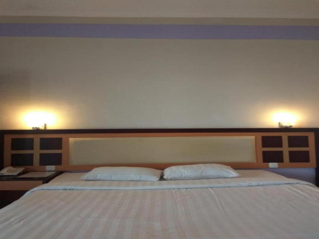 Graha Hotel Sragen Dış mekan fotoğraf